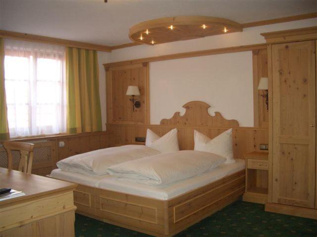 Gasthof & Hotel Jaegerwirt Aufhofen Cameră foto
